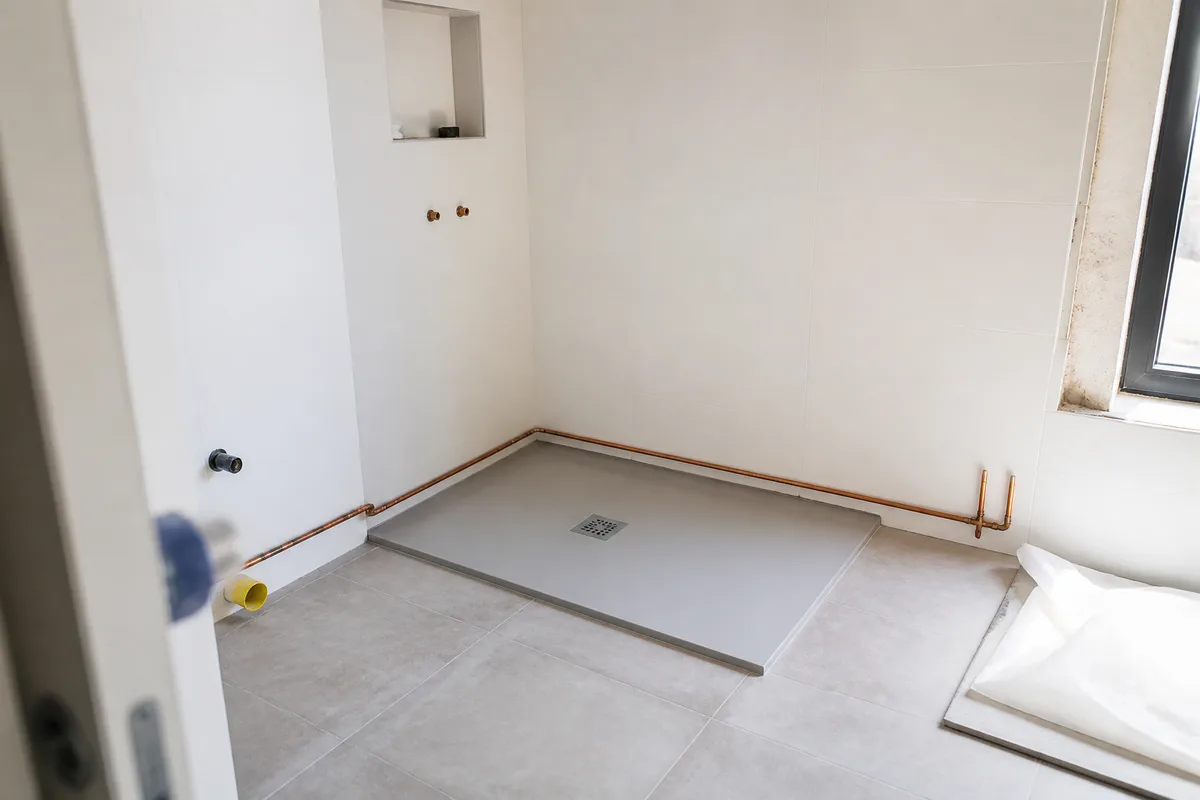 Rénovation salle de bain : étapes et budget réels